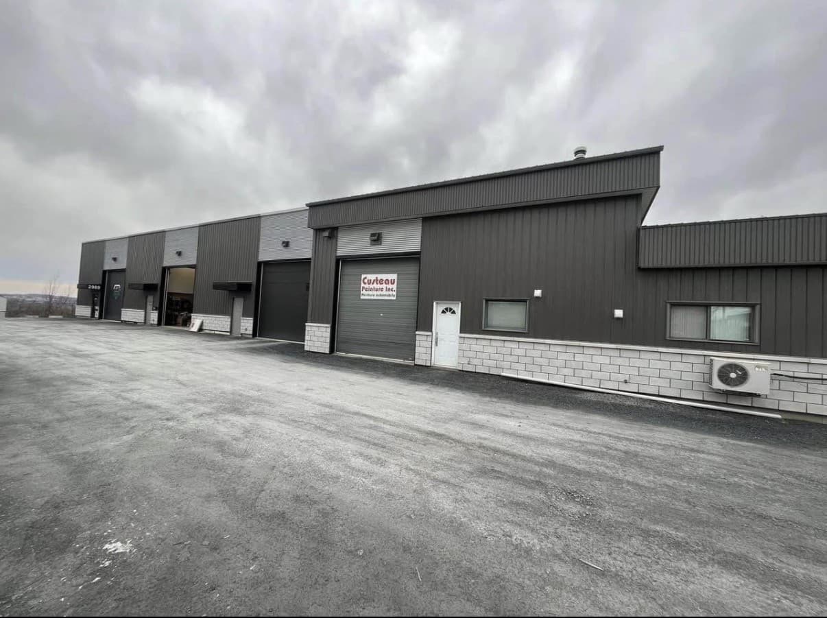 2987-2995 rue King Est